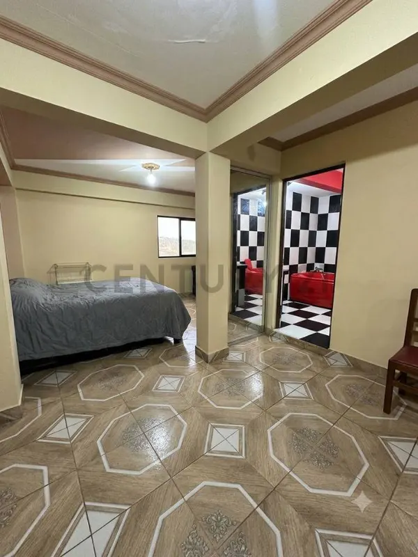 Foto 13 de Casa de 5 Pisos en Venta con Departamentos, Garzonier