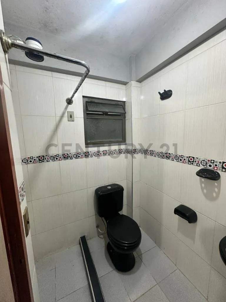 Foto 6 de Casa de 5 Pisos en Venta con Departamentos, Garzonier