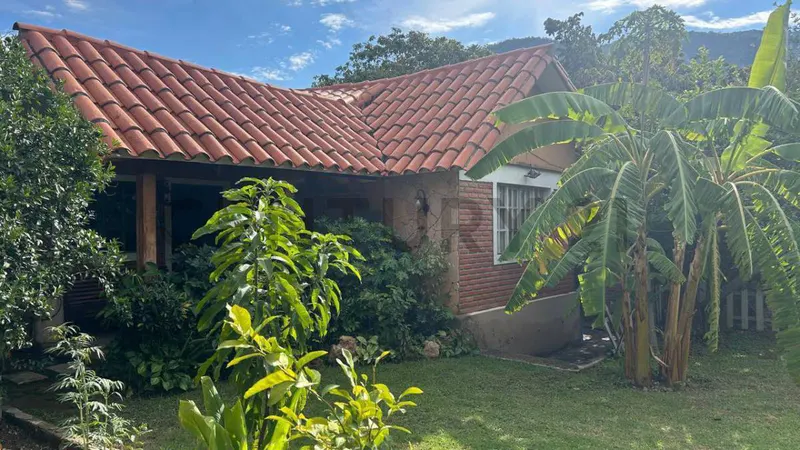 Foto 20 de Hermosa Casa de Campo en El Chaco