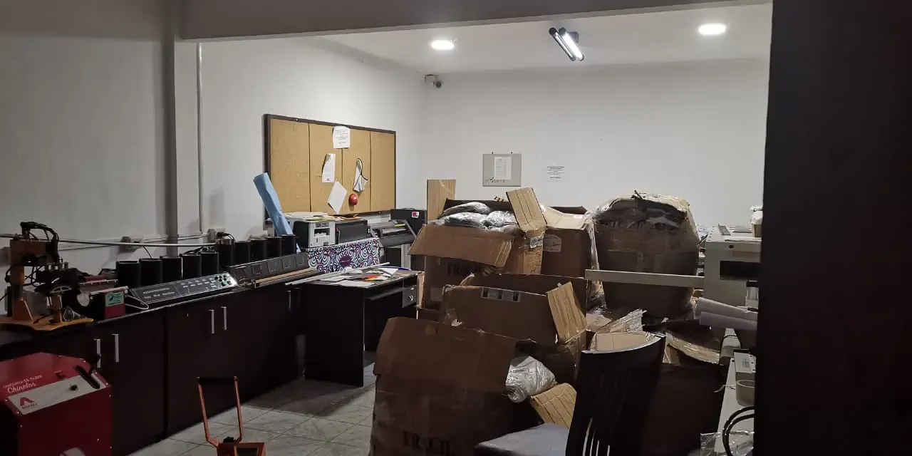Foto 4 de Atención Señores Empresarios Local En Venta Con 3 Niveles Imperdible Ubicación