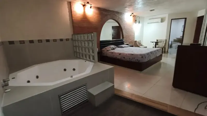 Foto 16 de Motel Solos Suites en Venta, Excelente Oportunidad de Inversión en Sexto Anillo