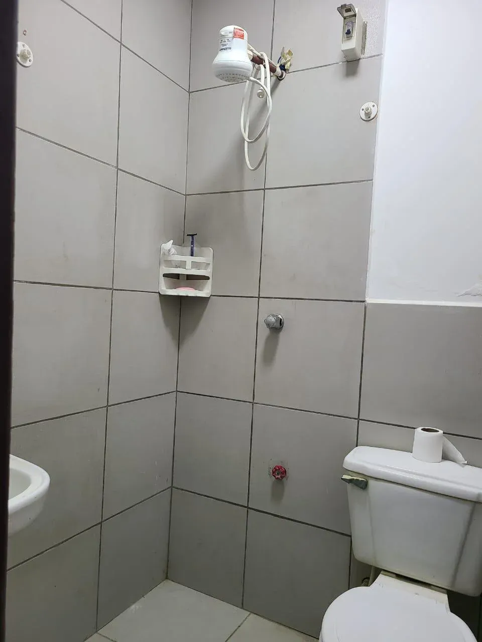 Foto 3 de Galpón con vivienda y tienda comercial en venta/alquiler o anticretico