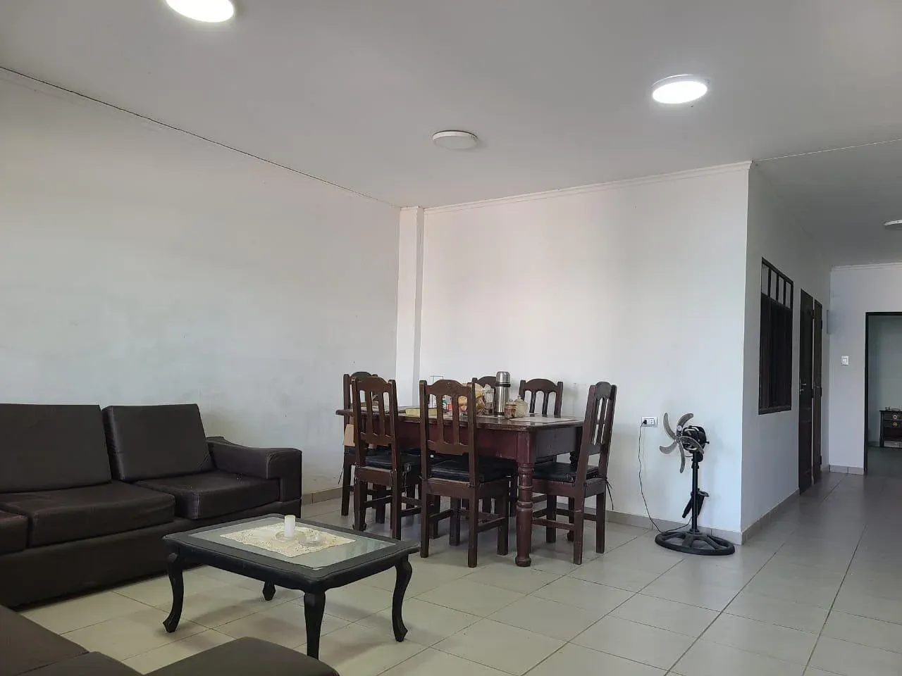 Foto 4 de Galpón con vivienda y tienda comercial en venta/alquiler o anticretico