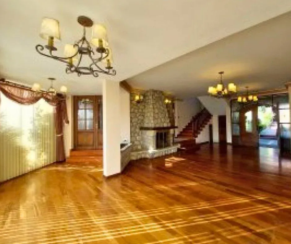 Foto 4 de Hermosa Residencia Con Piscina 5 Suites Trojes-tiquipaya