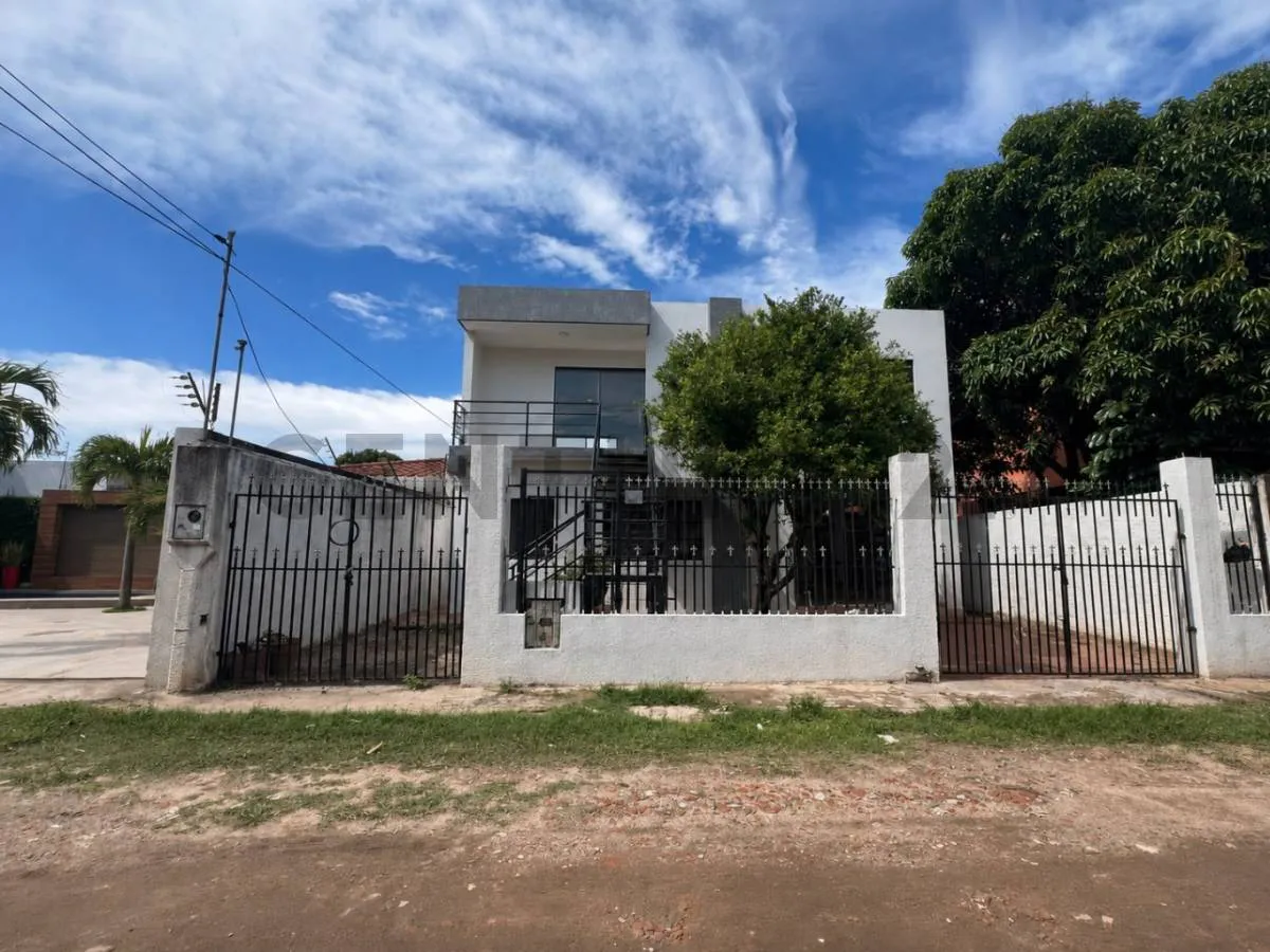Foto 1 de Casa en venta Zona Sur Oeste 6to anillo Doble via