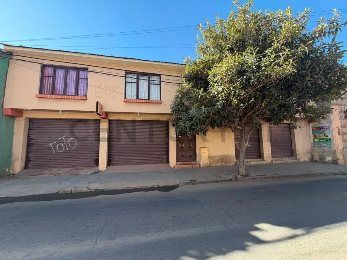 Foto 1 de Casa Comercial en Venta Zona La Pampa