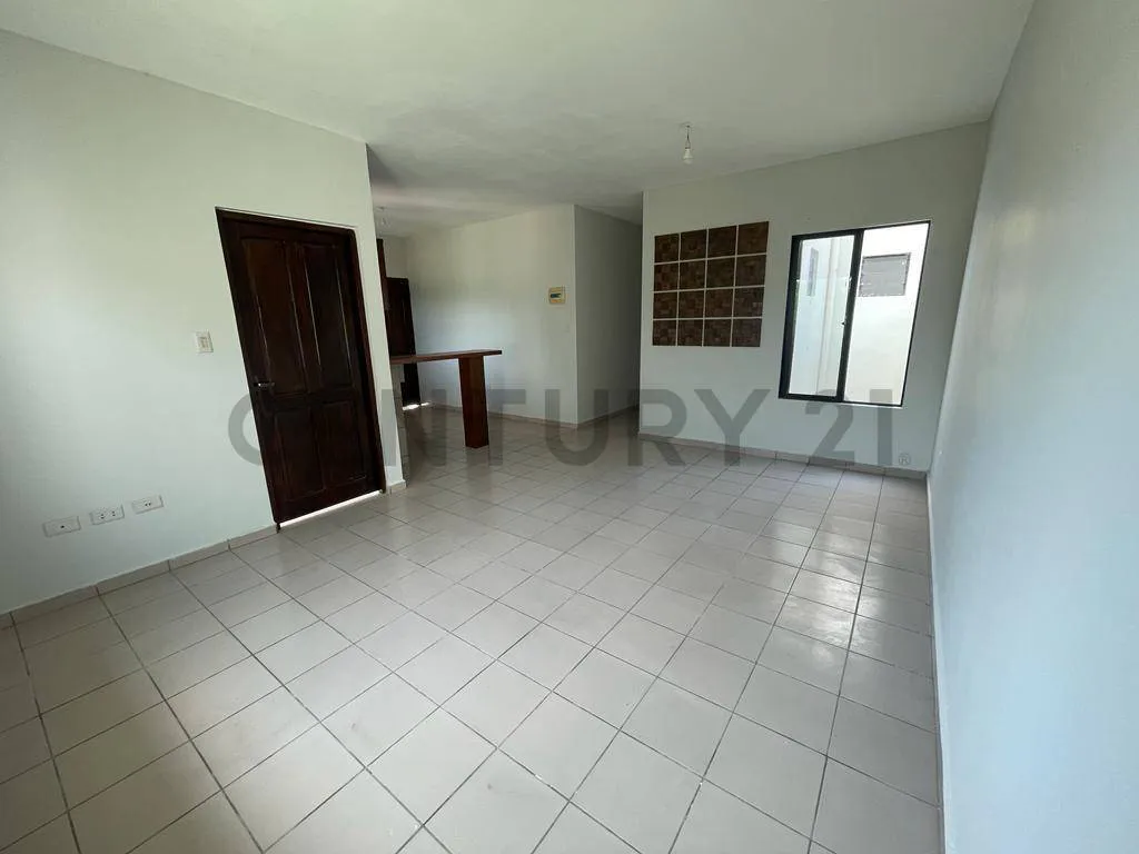 Foto 5 de casa de 3 dormitorios urbanizacion motacu