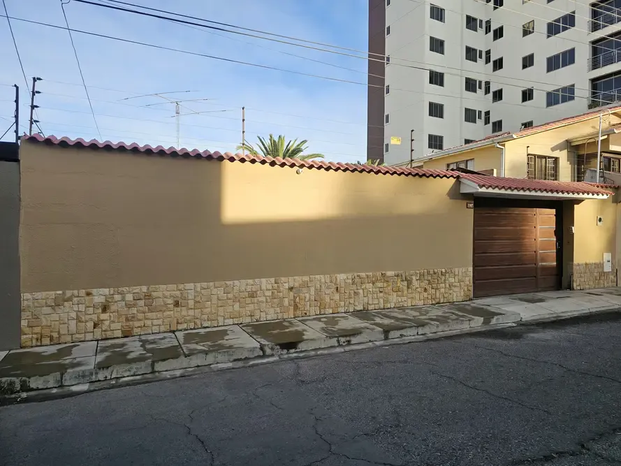 Foto 1 de 🏠✨ Casa en Alquiler de 1 Planta | Zona Cala Cala📍
