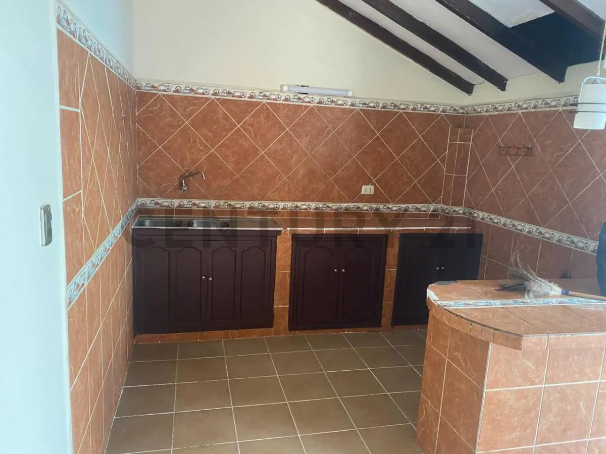 Foto 11 de ¡¡Atractiva Vivienda en Esquina, Excelente Ubicación!!