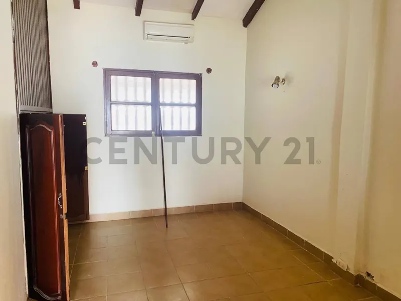Foto 15 de ¡¡Atractiva Vivienda en Esquina, Excelente Ubicación!!