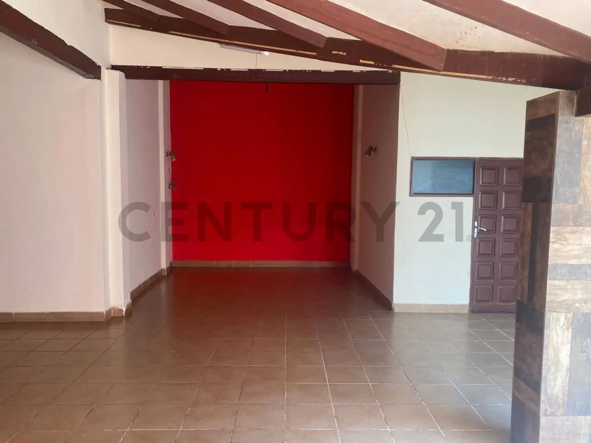 Foto 7 de ¡¡Atractiva Vivienda en Esquina, Excelente Ubicación!!