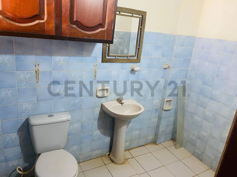 Foto 17 de ¡¡Atractiva Vivienda en Esquina, Excelente Ubicación!!