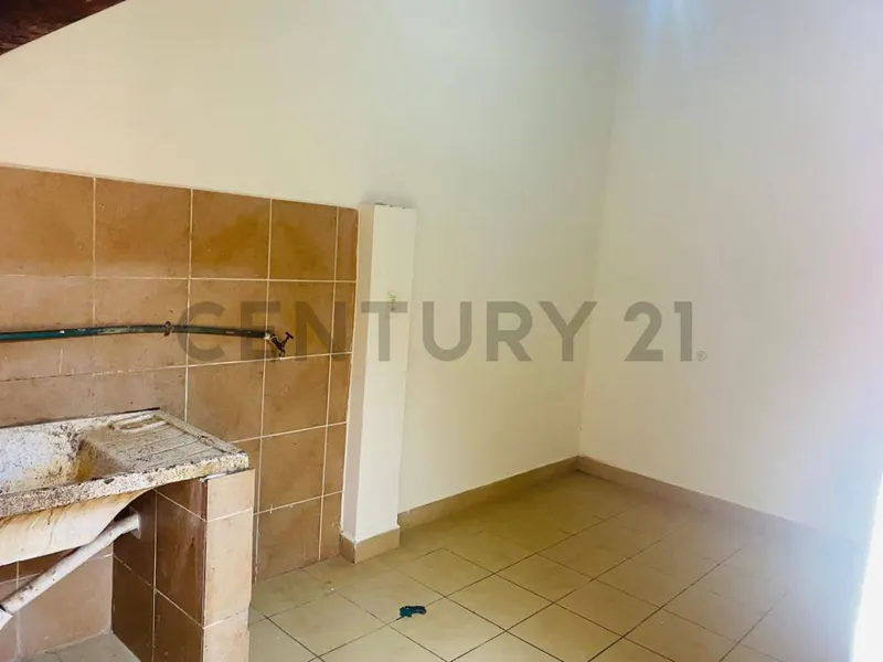 Foto 18 de ¡¡Atractiva Vivienda en Esquina, Excelente Ubicación!!