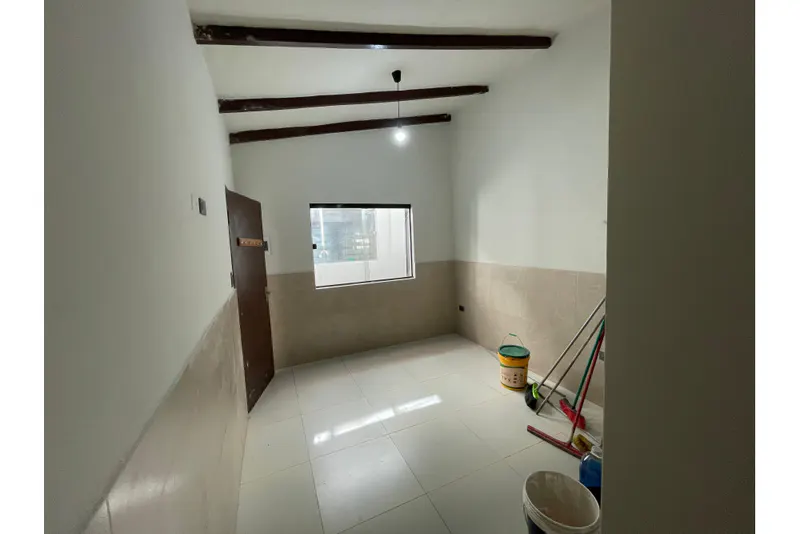 Foto 6 de Casa amplia con espacio comercial entre 1er y 2do anillo en Santa Cruz