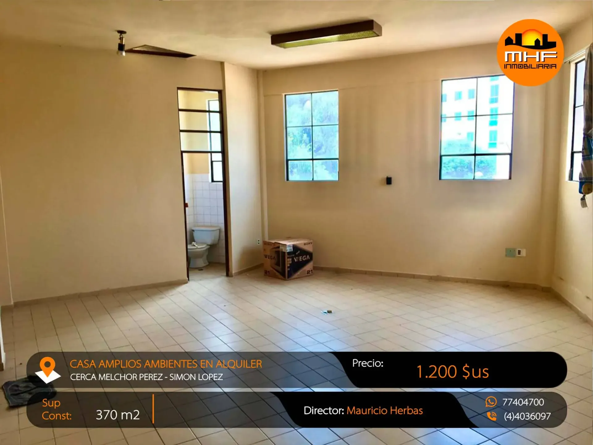 Foto 2 de Casa En Alquiler Ambientes Espaciosos Zona Melchor Pérez Simón Lopez