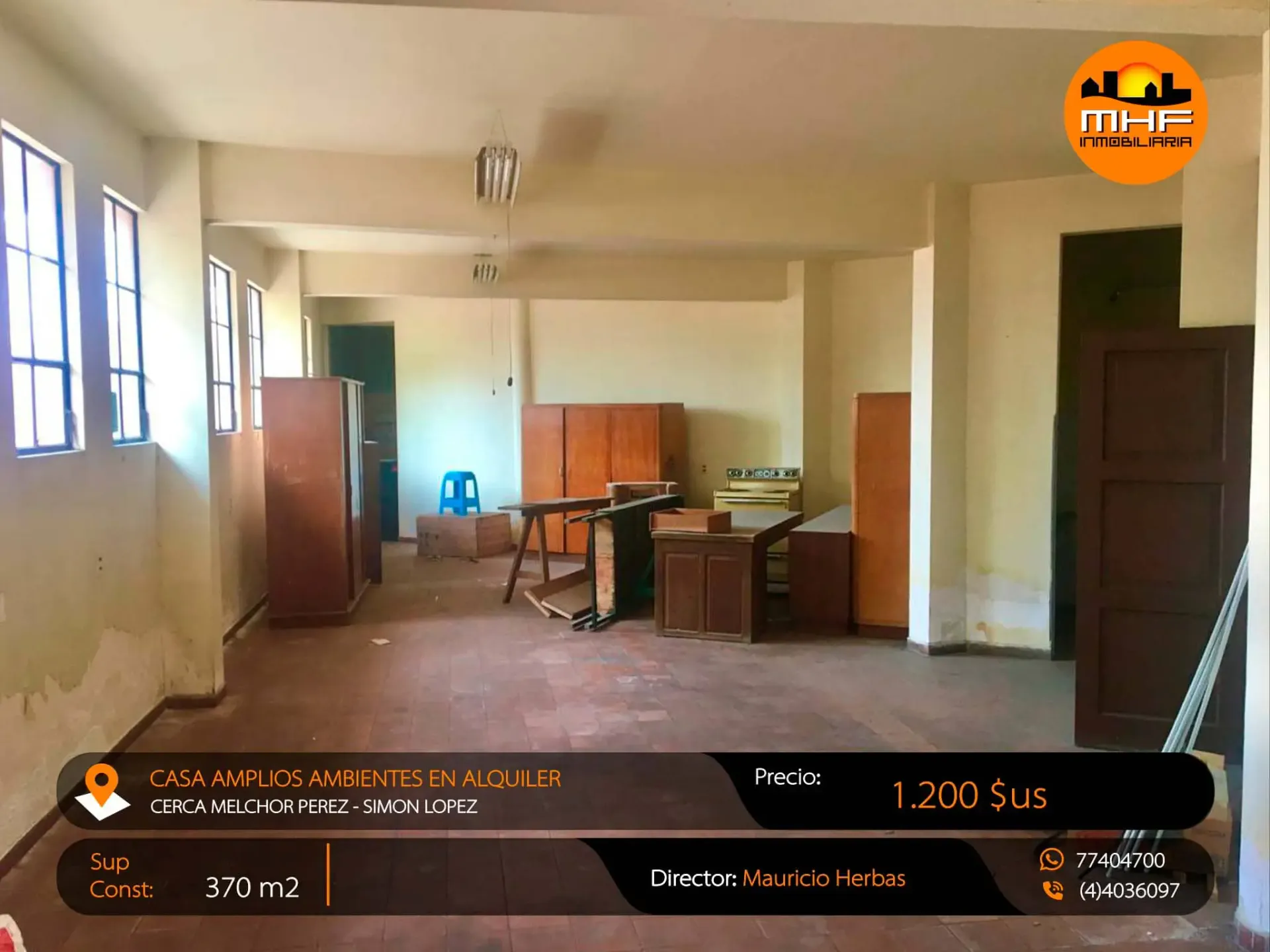 Foto 3 de Casa En Alquiler Ambientes Espaciosos Zona Melchor Pérez Simón Lopez