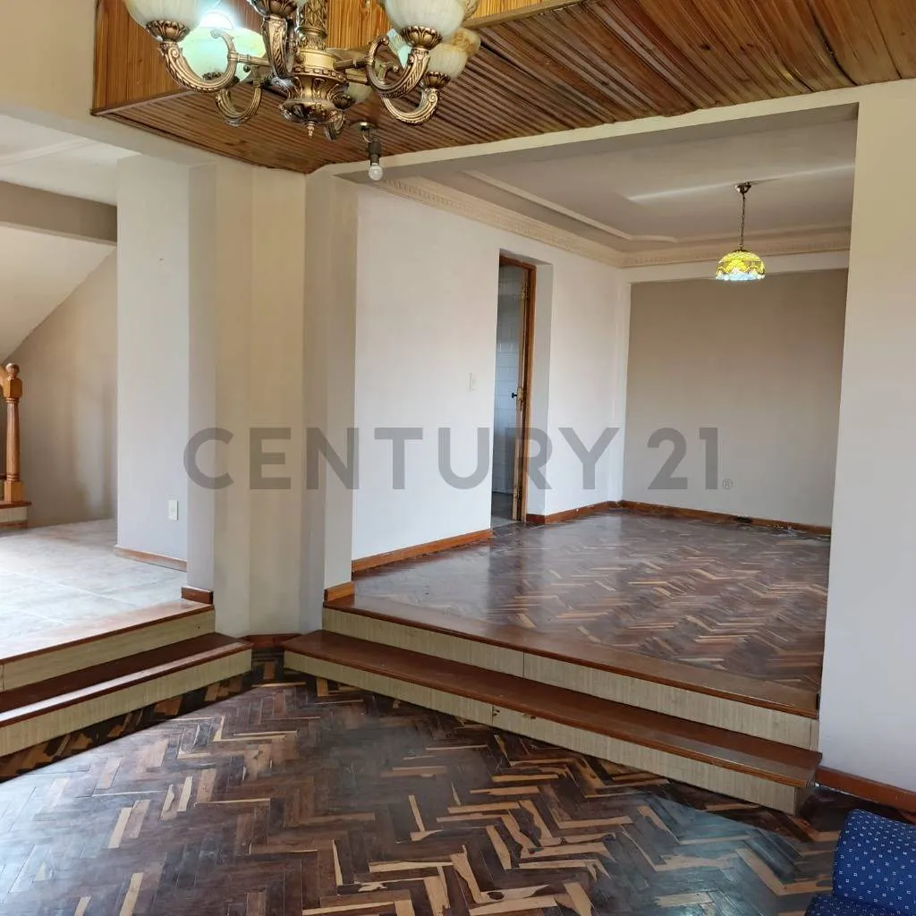 Foto 6 de Casa Comercial en Alquiler Av.Circunvalacion y Miguiel de Cervantes