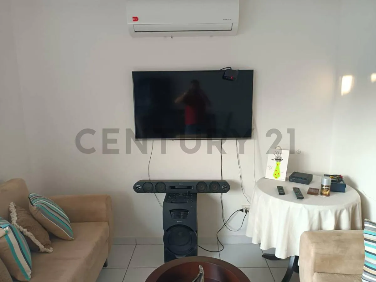 Foto 7 de Casa en alquiler - Amoblada en la Fontana ll