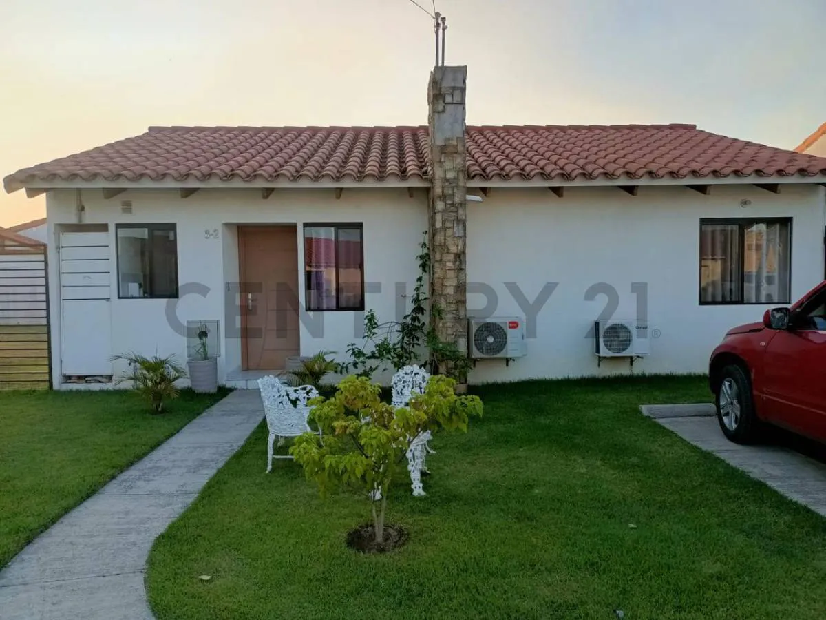 Foto 2 de Casa en alquiler - Amoblada en la Fontana ll