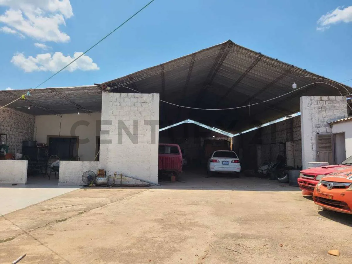 Foto 12 de Galpón con Vivienda y Tienda Comercial en Venta, Alquiler o Anticretico