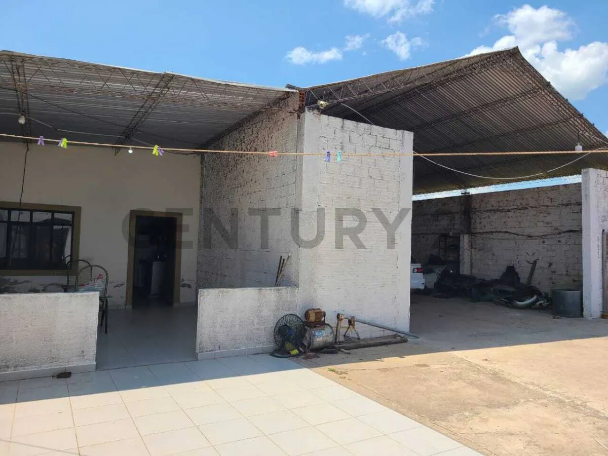 Foto 4 de Galpón con Vivienda y Tienda Comercial en Venta, Alquiler o Anticretico