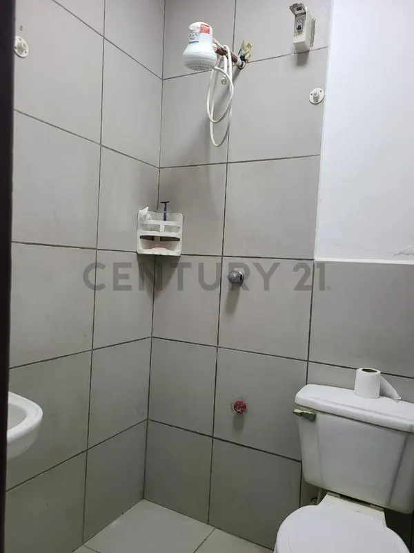 Foto 11 de Galpón con Vivienda y Tienda Comercial en Venta, Alquiler o Anticretico