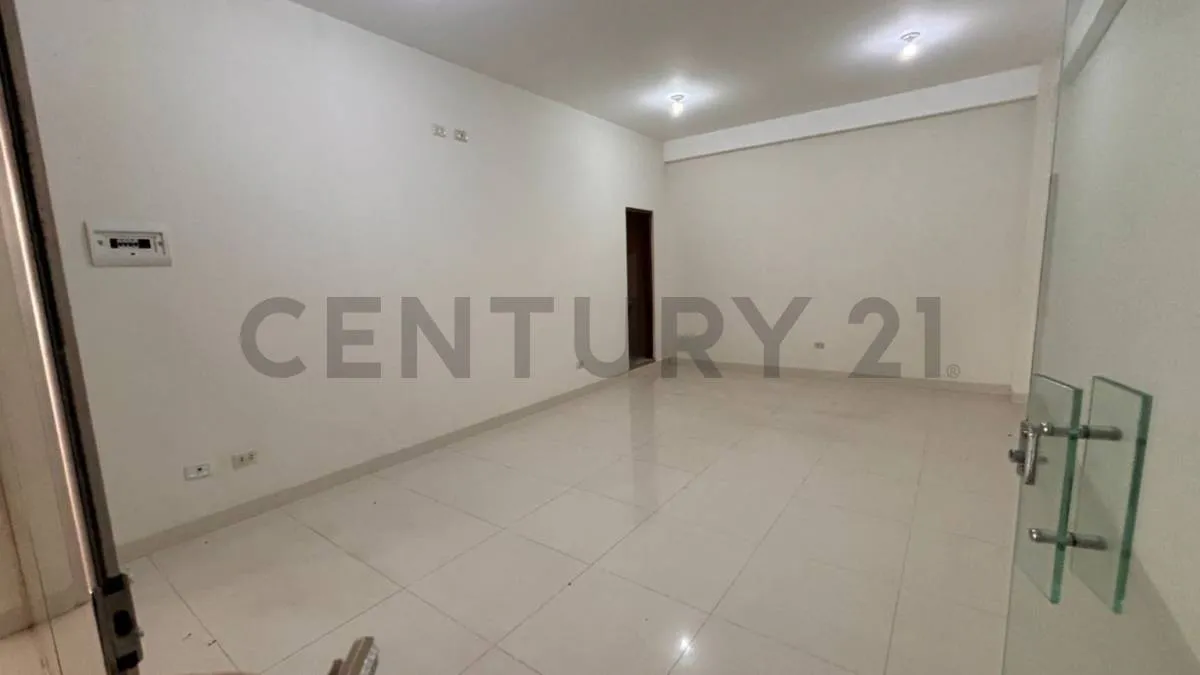 Foto 4 de Oficina en Alquiler – Edif. Las Torretas | Planta Baja
