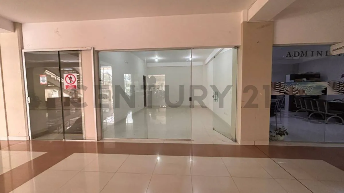 Foto 1 de Oficina en Alquiler – Edif. Las Torretas | Planta Baja