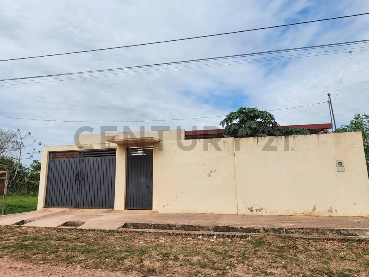 Foto 1 de Casa Comoda en Venta