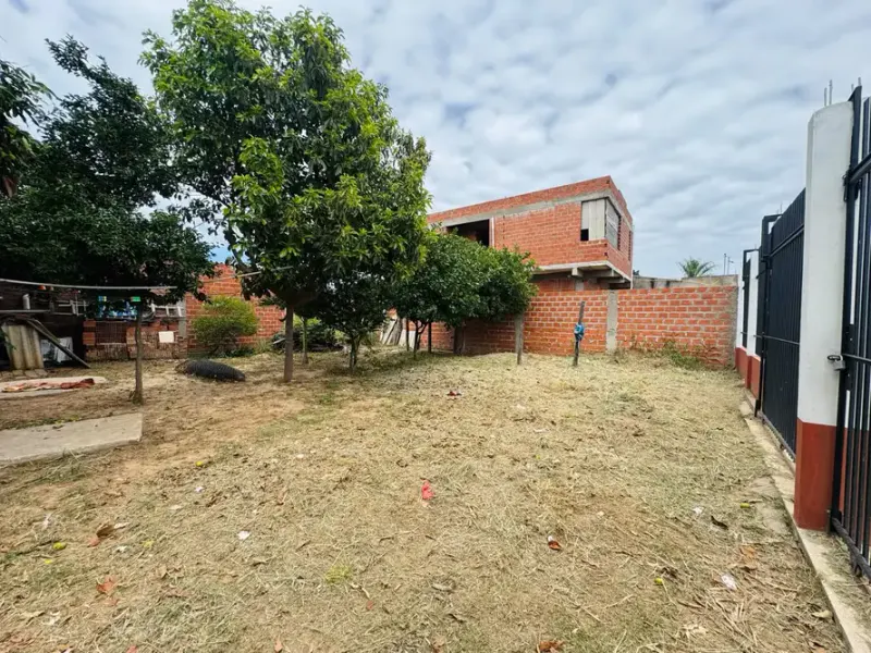 Foto 10 de Casa Comercial en Venta en Satelite Urb Pentaguazu