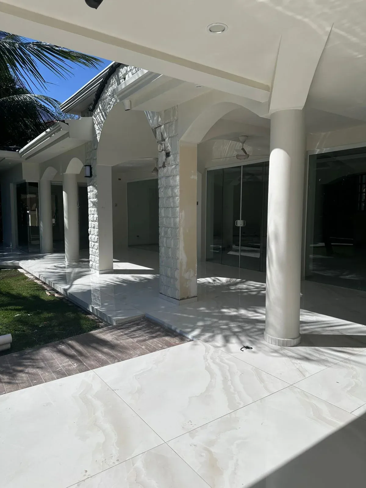 Foto 2 de Casa en Alquiler - Colinas 2 Urubo