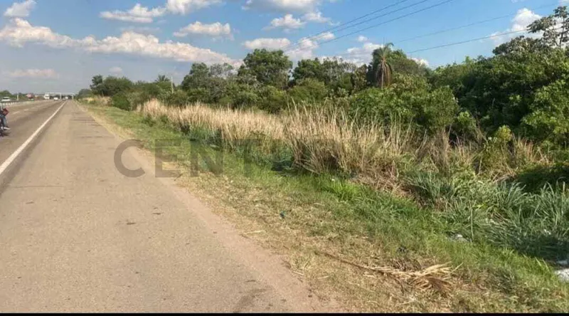 Foto 6 de Terreno en Venta en Zobre Carretera Portachuelo Avenida Las Cardozo