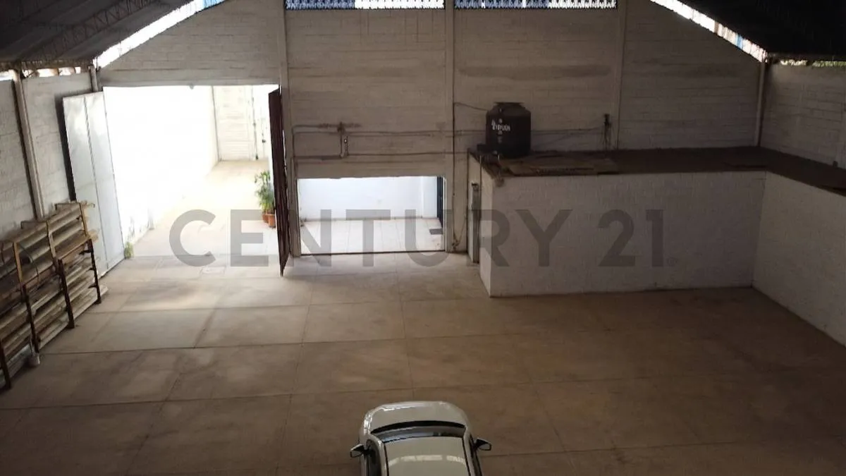 Foto 1 de Galpón Industrial/Comercia en Anticretico – Zona Sud Oeste, Cochabamba