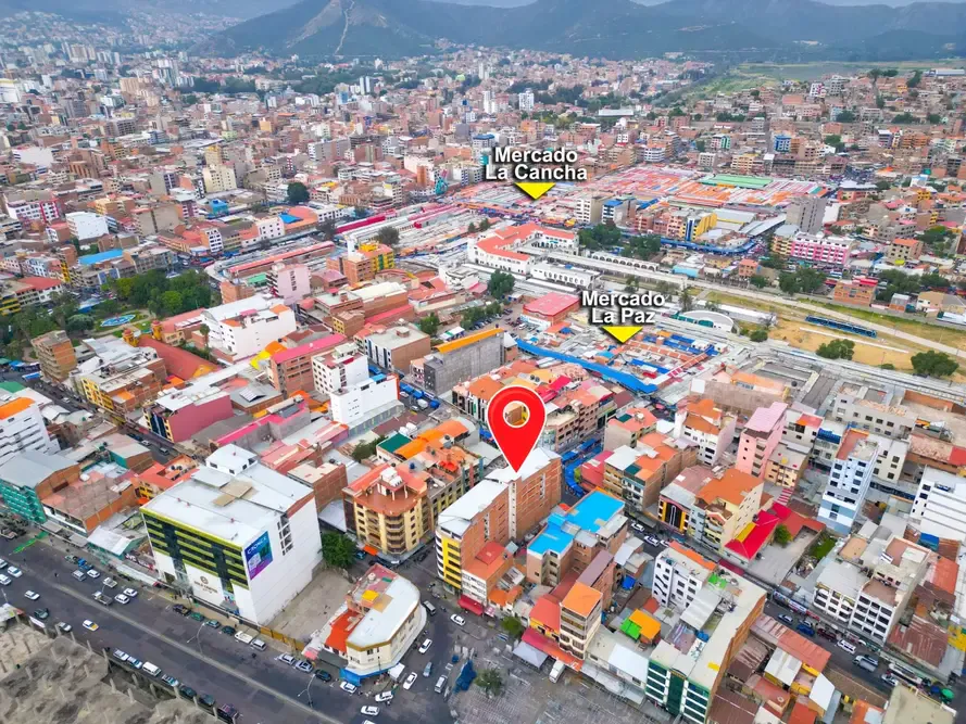 Foto 5 de Local Comercial en Alquiler – Piso 2-3 en El Centro de Cochabamba