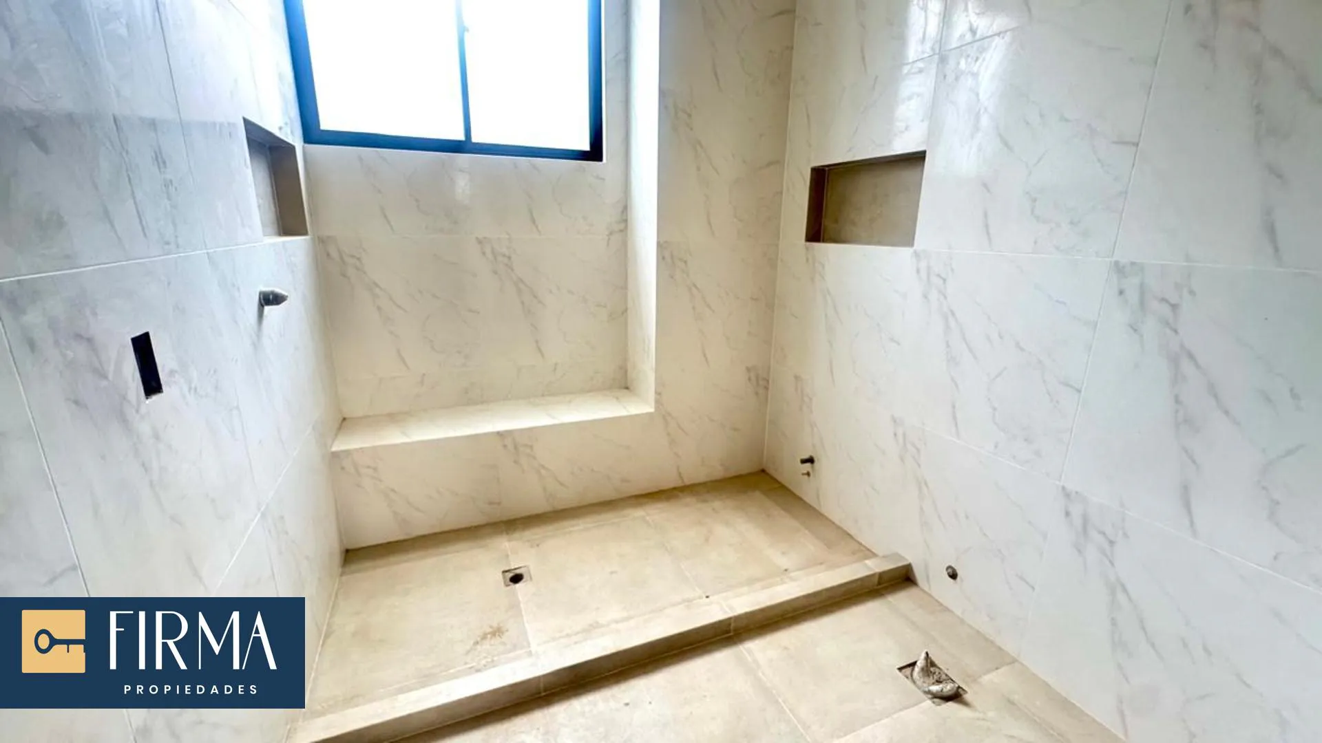 Foto 3 de Compra Esta Casa en Preventa en Achumani