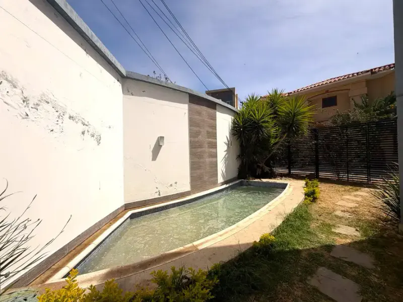 Foto 11 de Casa en Venta en Condominio Cerrado – Barrio Residencial Miraflores, Tarija