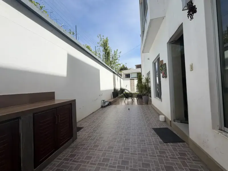 Foto 10 de Casa en Venta en Condominio Cerrado – Barrio Residencial Miraflores, Tarija