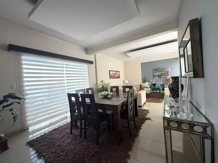 Foto 4 de Casa en Venta en Condominio Cerrado – Barrio Residencial Miraflores, Tarija