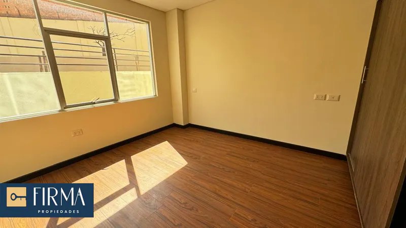 Foto 6 de Departamento a Estrenar en Anticretico en Los Pinos