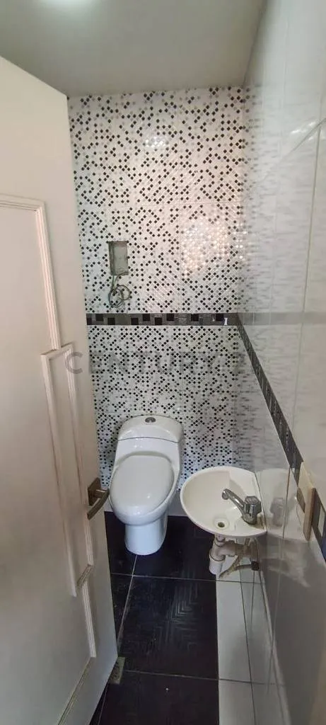 Foto 4 de Oficina Nueva a Estrenar #1 Piso 2 en Alquiler – Oscar Malls, El Alto