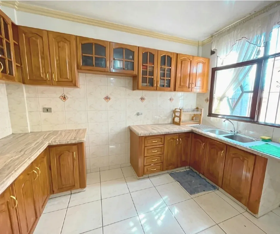 Foto 1 de Cómodo Departamento 3 Dor. en 1er Piso. Prox. Parque Demetrio Canelas