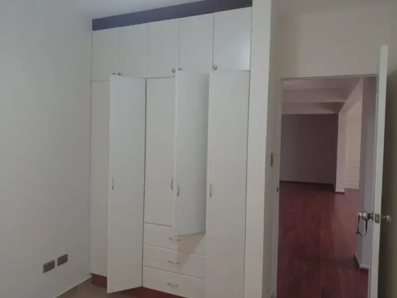 Foto 8 de Departamento en Venta de 112.87m2 con Parqueo - Z/Mayorazgo