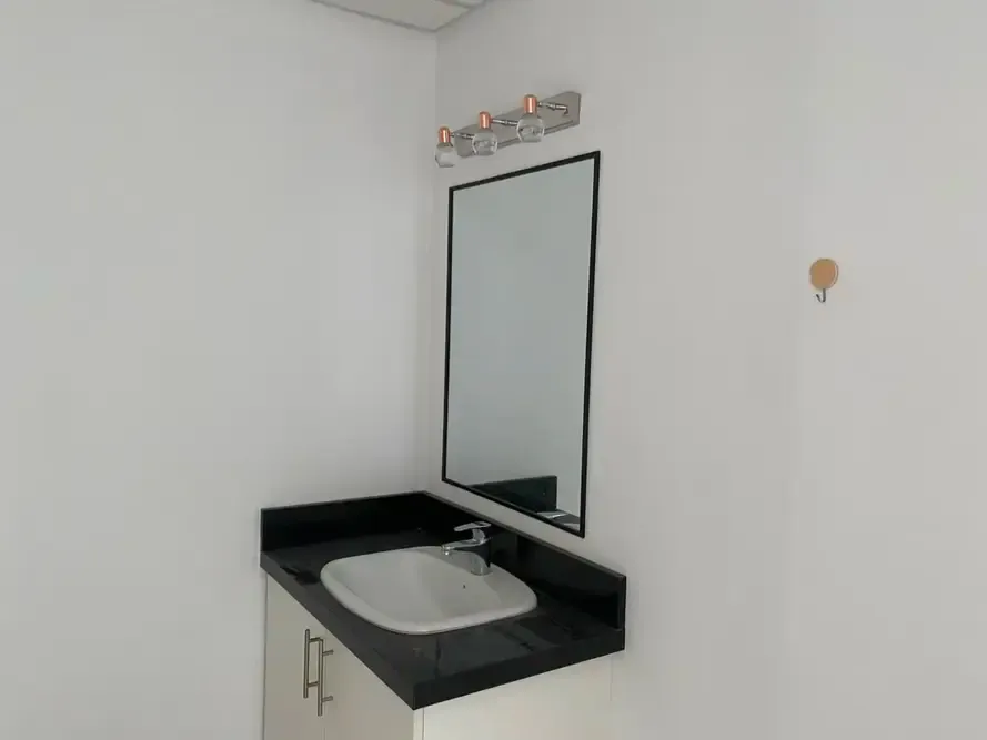Foto 4 de Exclusivo Local Comercial en Ubicacion Estrategica - Centro de La Ciudad