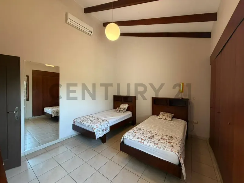 Foto 6 de Casa en Alquiler en Condominio Jardines del Urubo