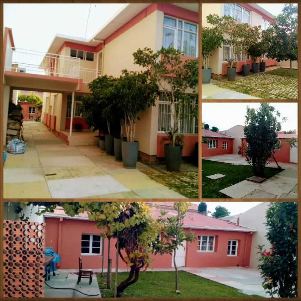 Foto 4 de Oferta!!Amplia Casa con Dpto Auxiliar en Alquiler, Ideal para Empresa!!