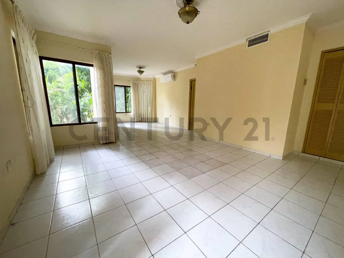 Foto 3 de 3 Dormitorios y Áreas Sociales para Disfrutar! Departamento en Venta