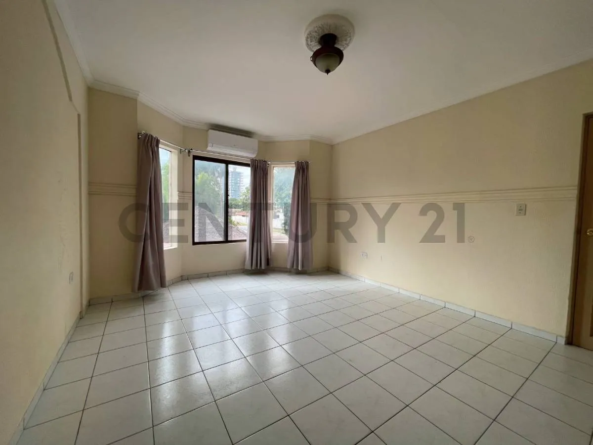Foto 5 de 3 Dormitorios y Áreas Sociales para Disfrutar! Departamento en Venta