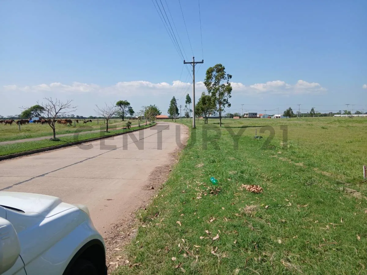 Foto 2 de Terreno en Venta Urbanizacion La Herradura Zona Este
