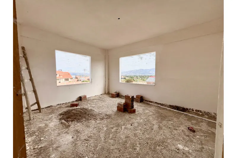 Foto 9 de Casa en Obra Gruesa en Venta