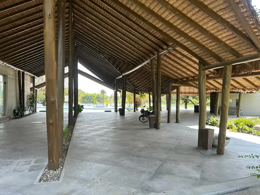 Foto 1 de Terreno de en venta en Urbanización Laguna Norte – Warnes